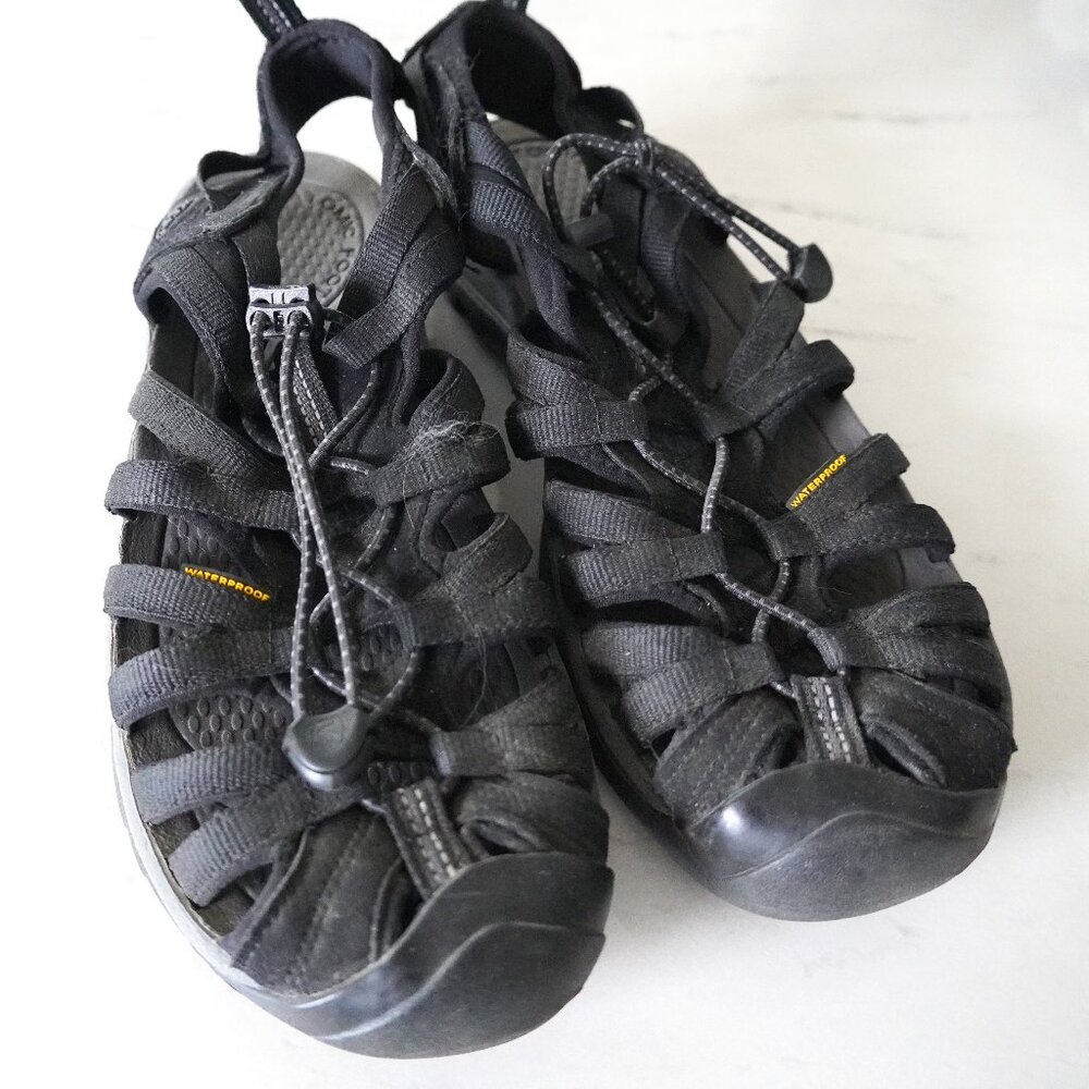 Keen Water Sandal Size 11 W